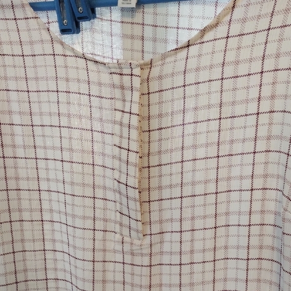 Liz Claiborne 3/4 Sleeve Blouse - Picture 5 of 11